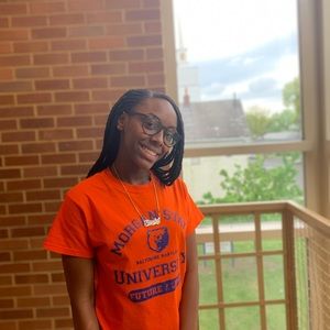 Meet your Posher, Kayla